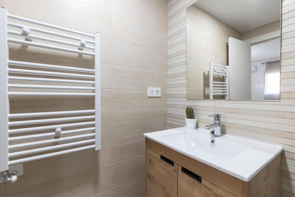 Neptuno Deluxe Apartamento Granada Exterior foto